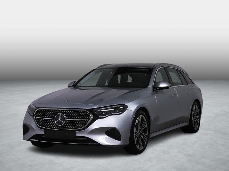 Mercedes-Benz E-klasse 300 DE Break Luxury Line | Distronic, Auto's, 197 pk, Gebruikt, Zwart, 2260 kg