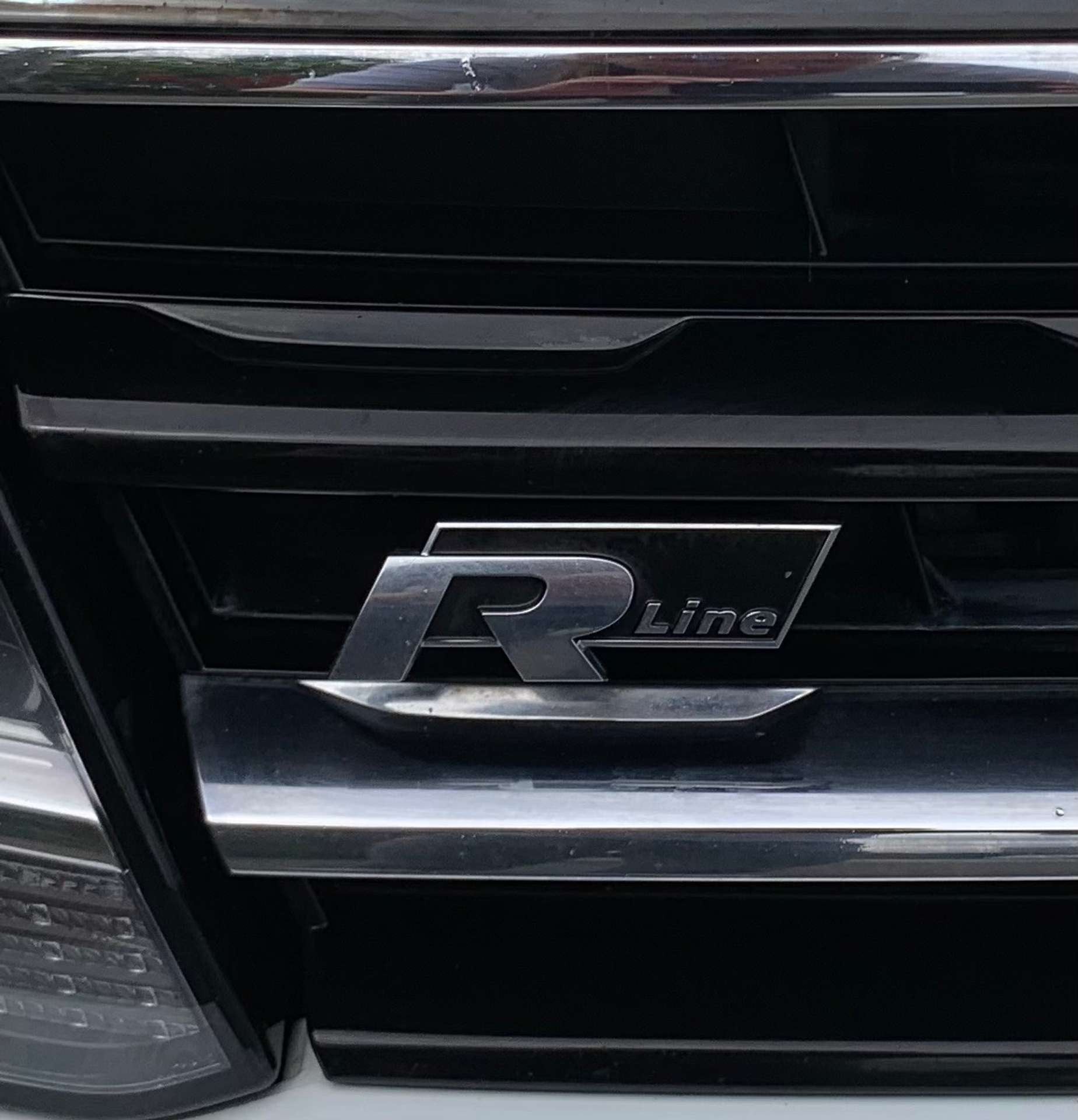 Volkswagen Tiguan 2.0 TDi R LINE / BLACK ÉDITION GPS / CARP, Auto's, Voorwielaandrijving, Gebruikt, Euro 6, 4 cilinders