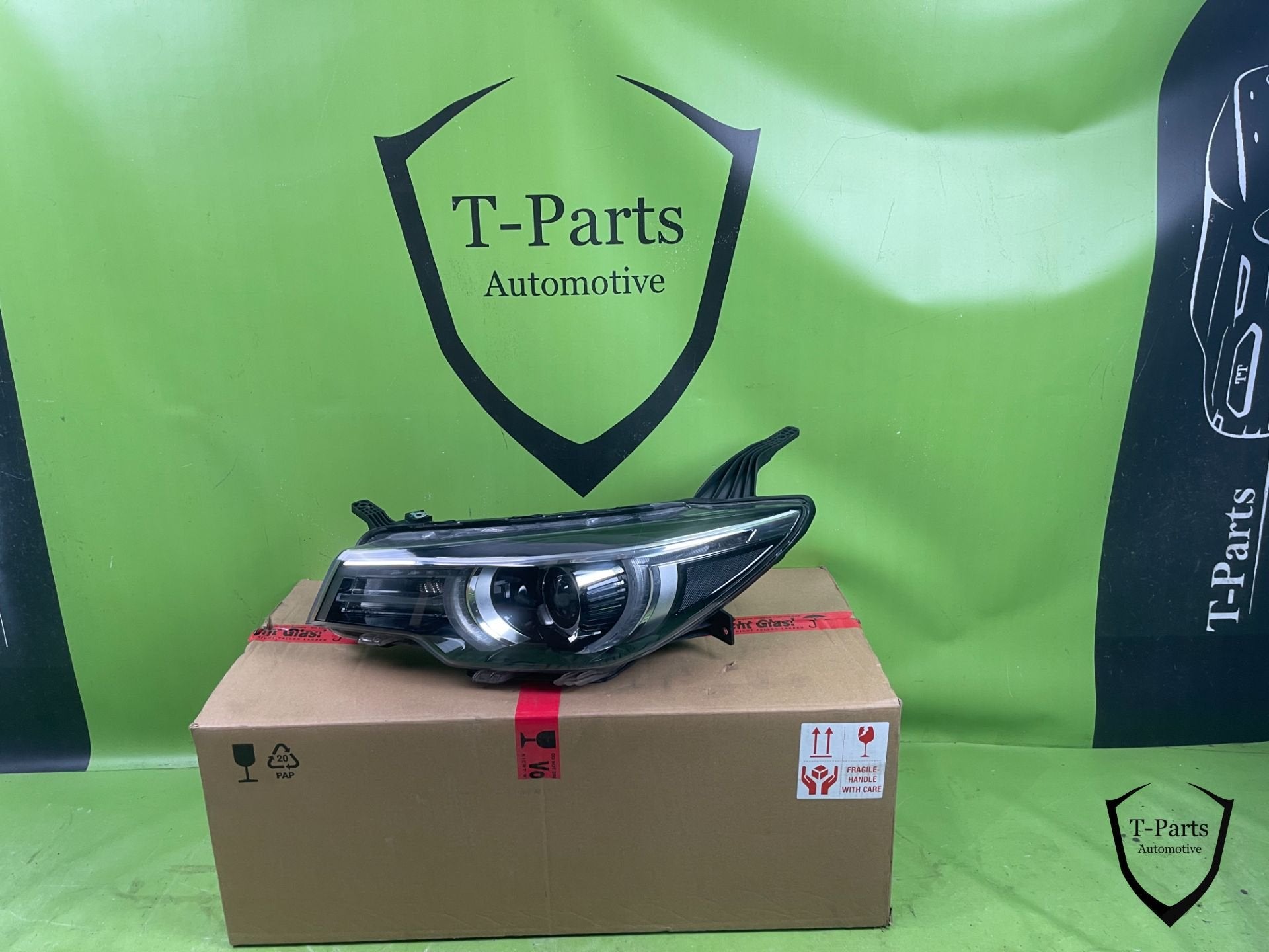 mg zs koplamp links lamp, Auto-onderdelen, Gebruikt, SAIC Motor UK Technical Centre Limited, MG, Customercare@mg.co.uk