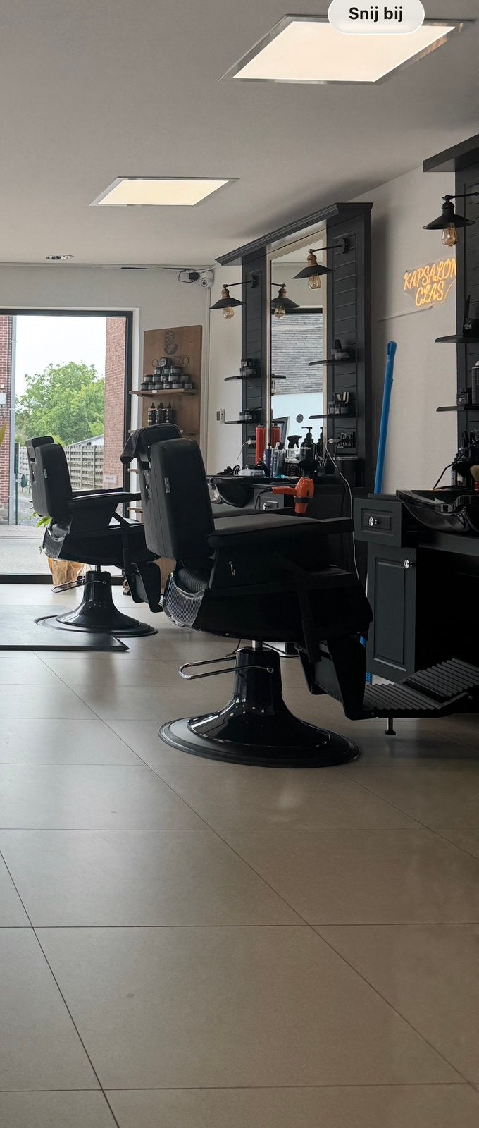 Kapper/barber stoelen 2 stuks, Diensten en Vakmensen, Haarkappers