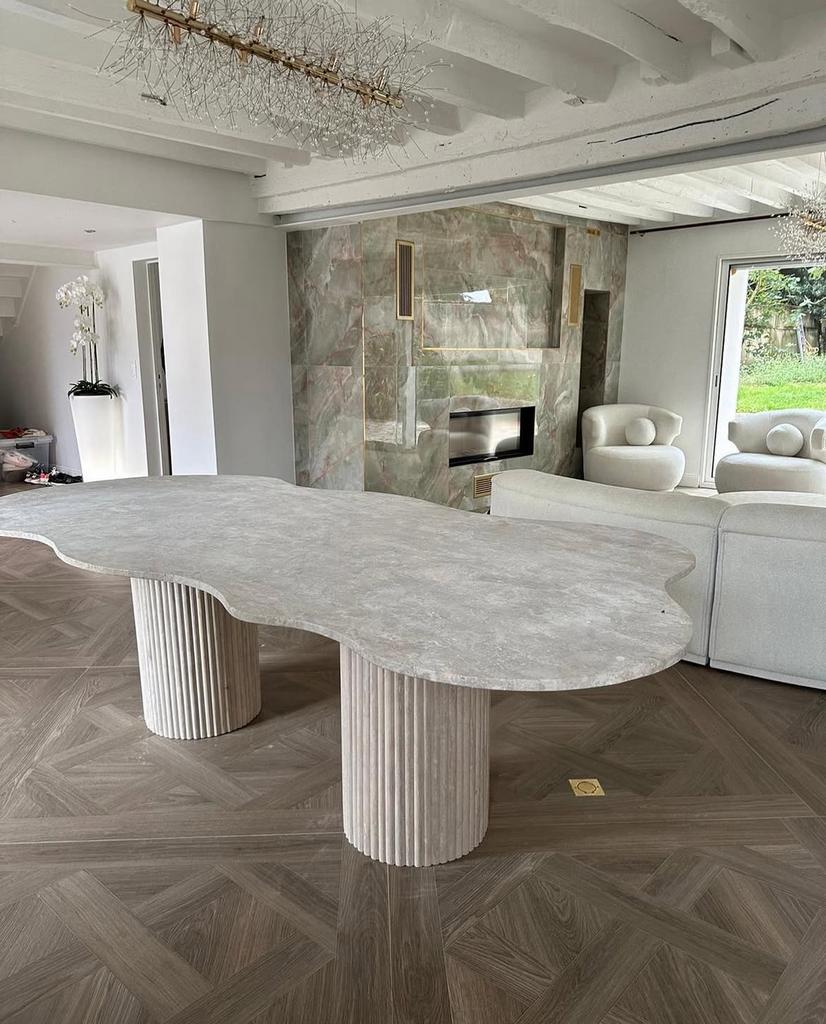 Table en travertin sur mesures neuve, Envoi, Neuf