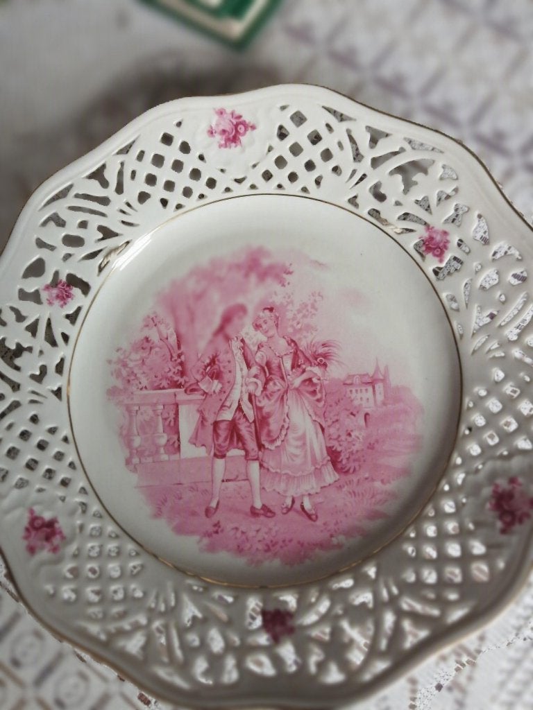 Assiette en porcelaine BAVARIA, Antiquités & Art, Enlèvement