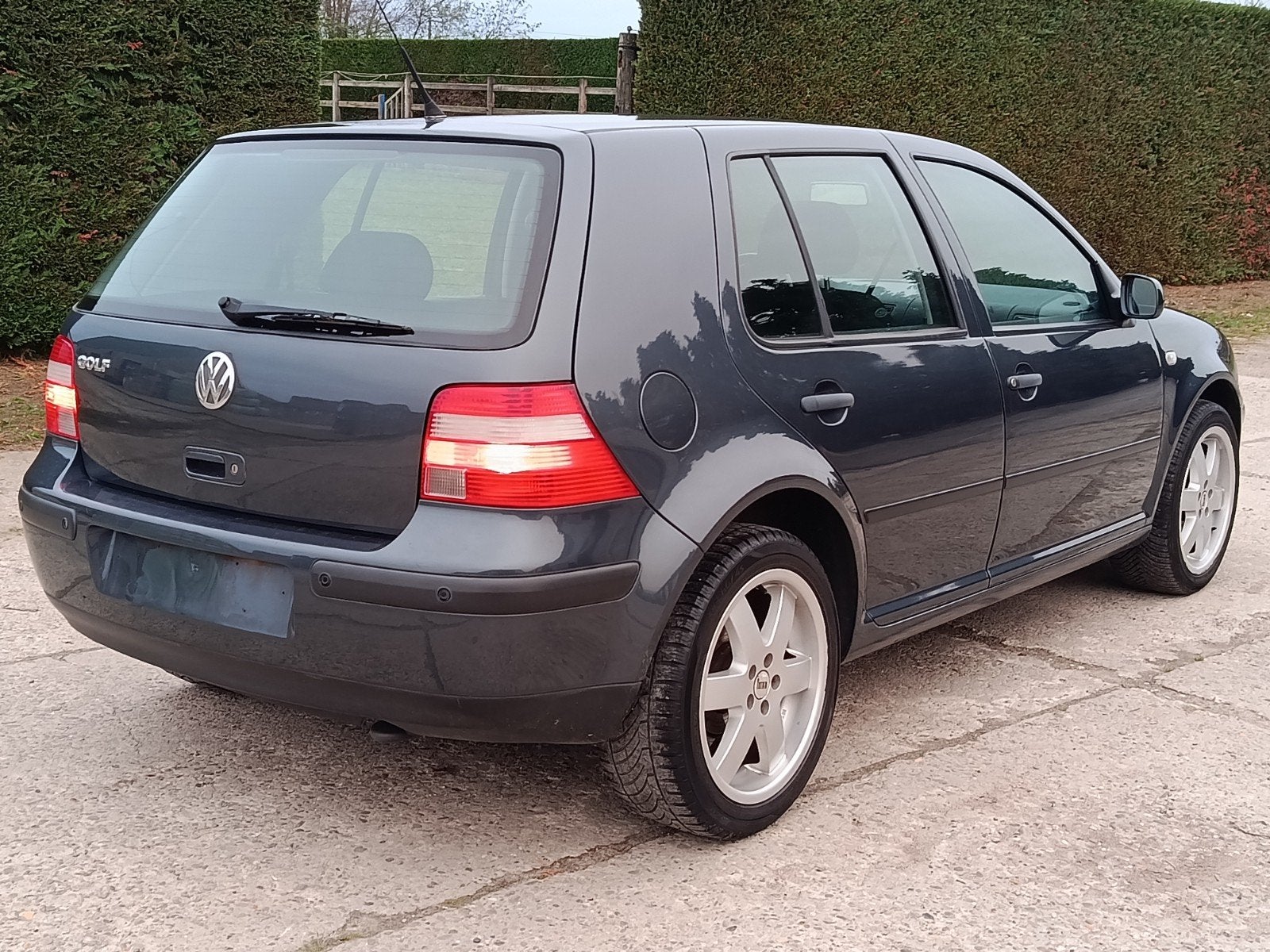 Golf 4/Benzine 1.4 Cc/ 55 kw / 5 Deuren/Airco, Autos, ABS, Achat, Entreprise, Boîte manuelle
