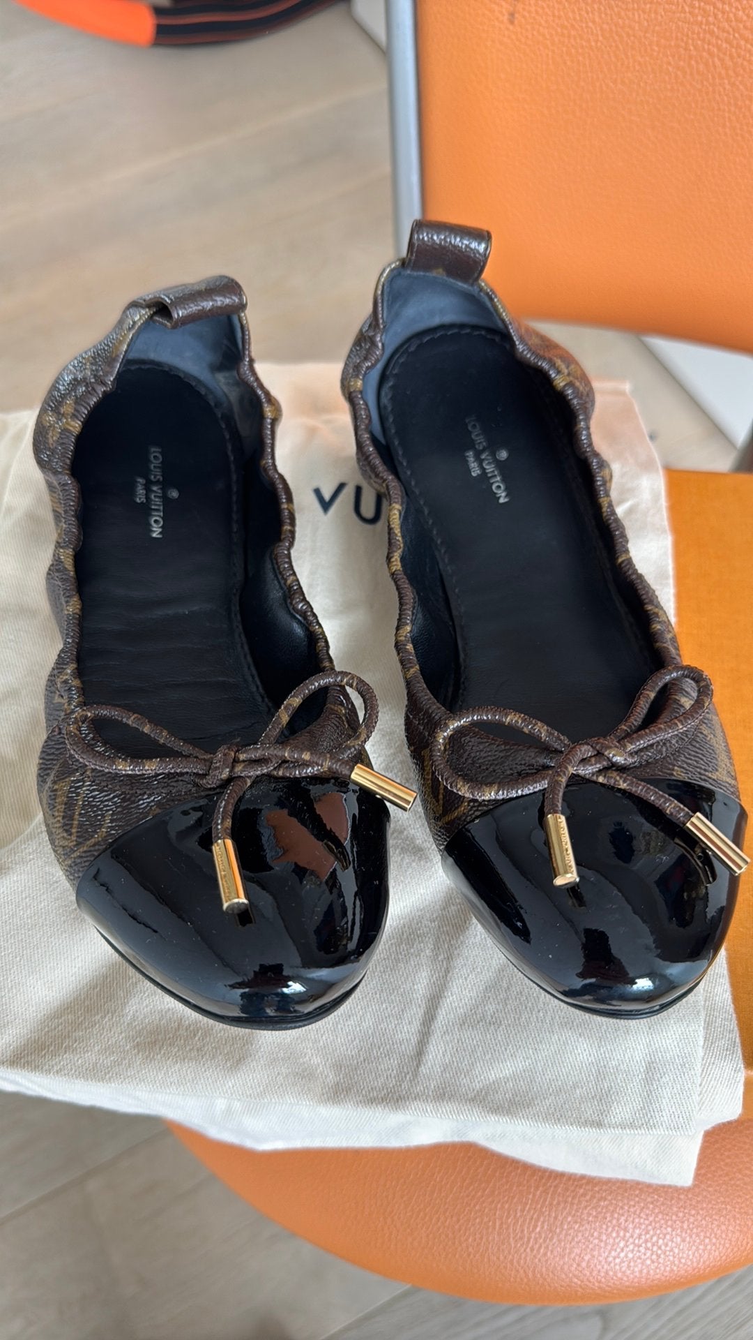 Louis Vuitton ballerina’s maat 36, Kleding | Dames, Ophalen of Verzenden, Zo goed als nieuw