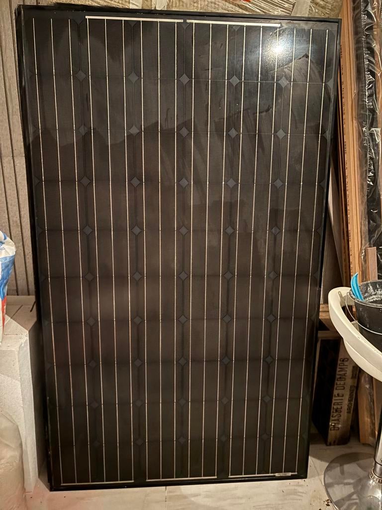 10 panneaux solaire Canadian Solar 235W  + onduleur SMA, Enlèvement, Utilisé, Système complet, 200 watts-crêtes ou plus