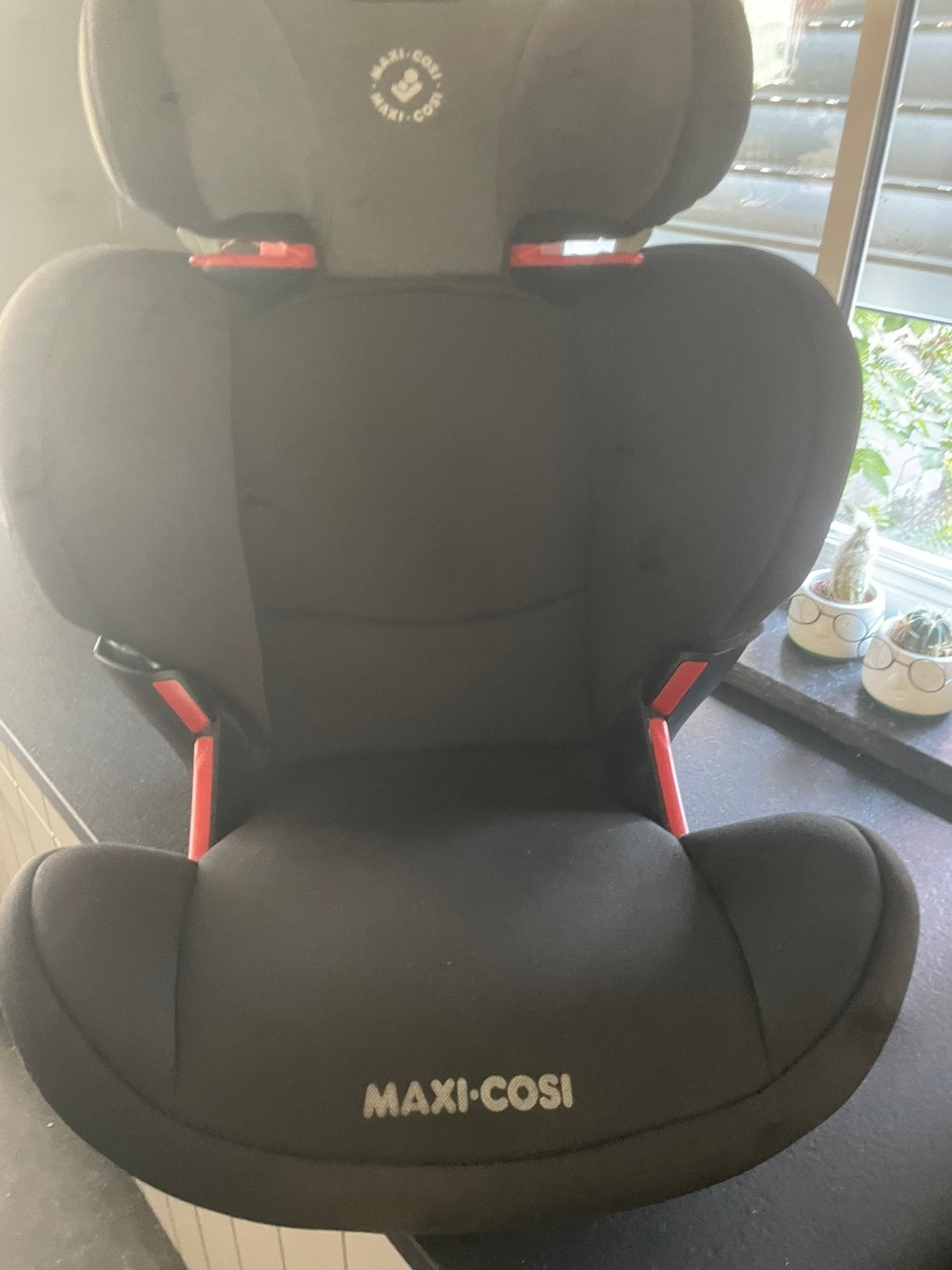 Maxi cose meegroei stoel met bescherm mat voor in de auto, Verstelbare rugleuning, Ophalen of Verzenden, Zo goed als nieuw, 9 t/m 36 kg