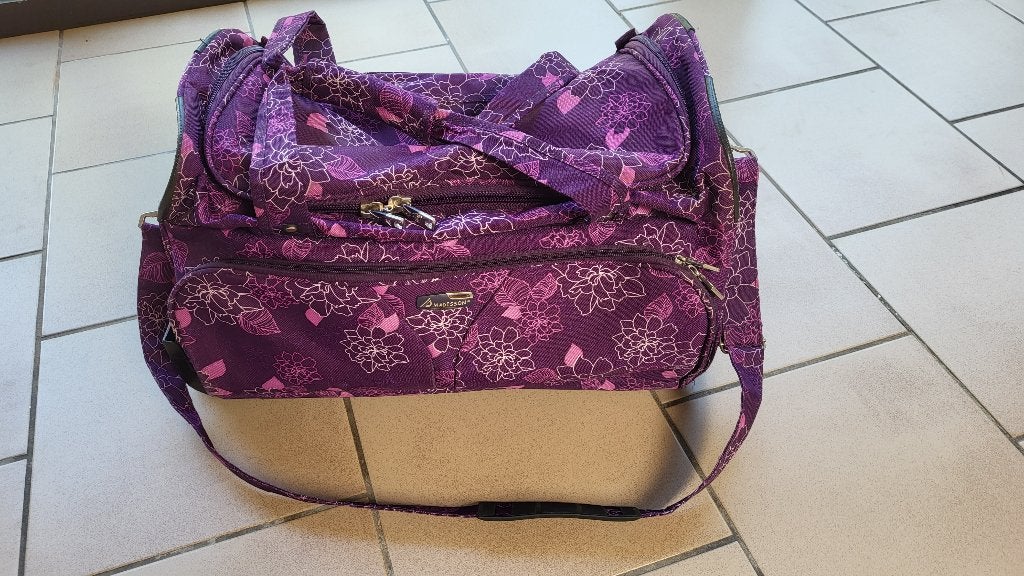 Reistas op wieltjes, Handtassen en Accessoires, Tassen | Reistassen en Weekendtassen, Ophalen, Gebruikt, Paars, 60 tot 80 cm