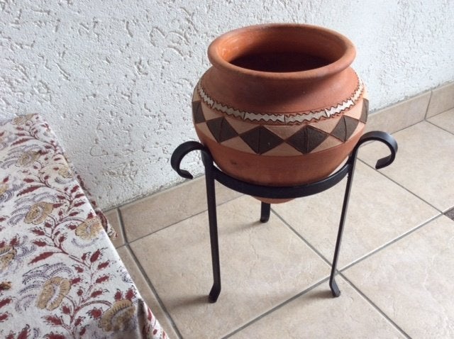 Te koop vaas in metalen onderstel, Overige materialen, Overige kleuren, 48 cm, Ophalen of Verzenden