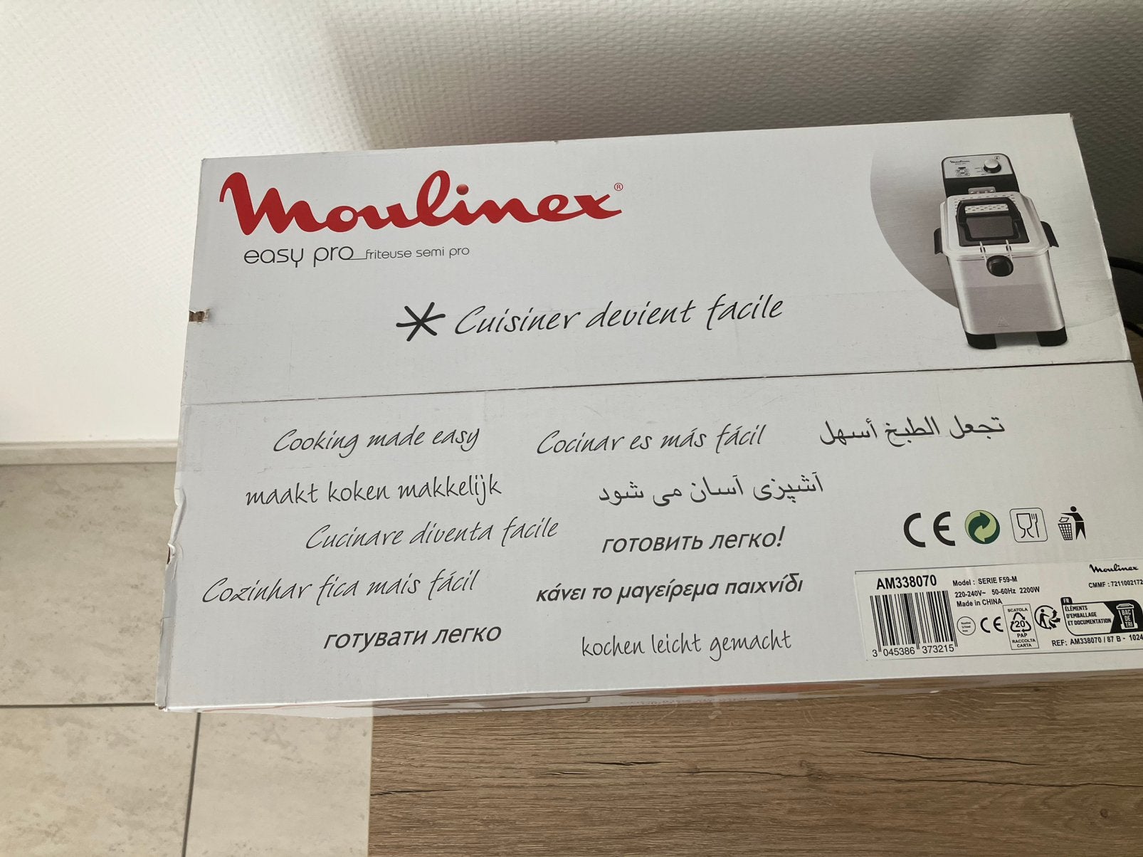 Nieuwe Moulinex friteuse - 3 liter, 2 tot 3 liter, Ophalen, Nieuw, Uitneembare binnenpan