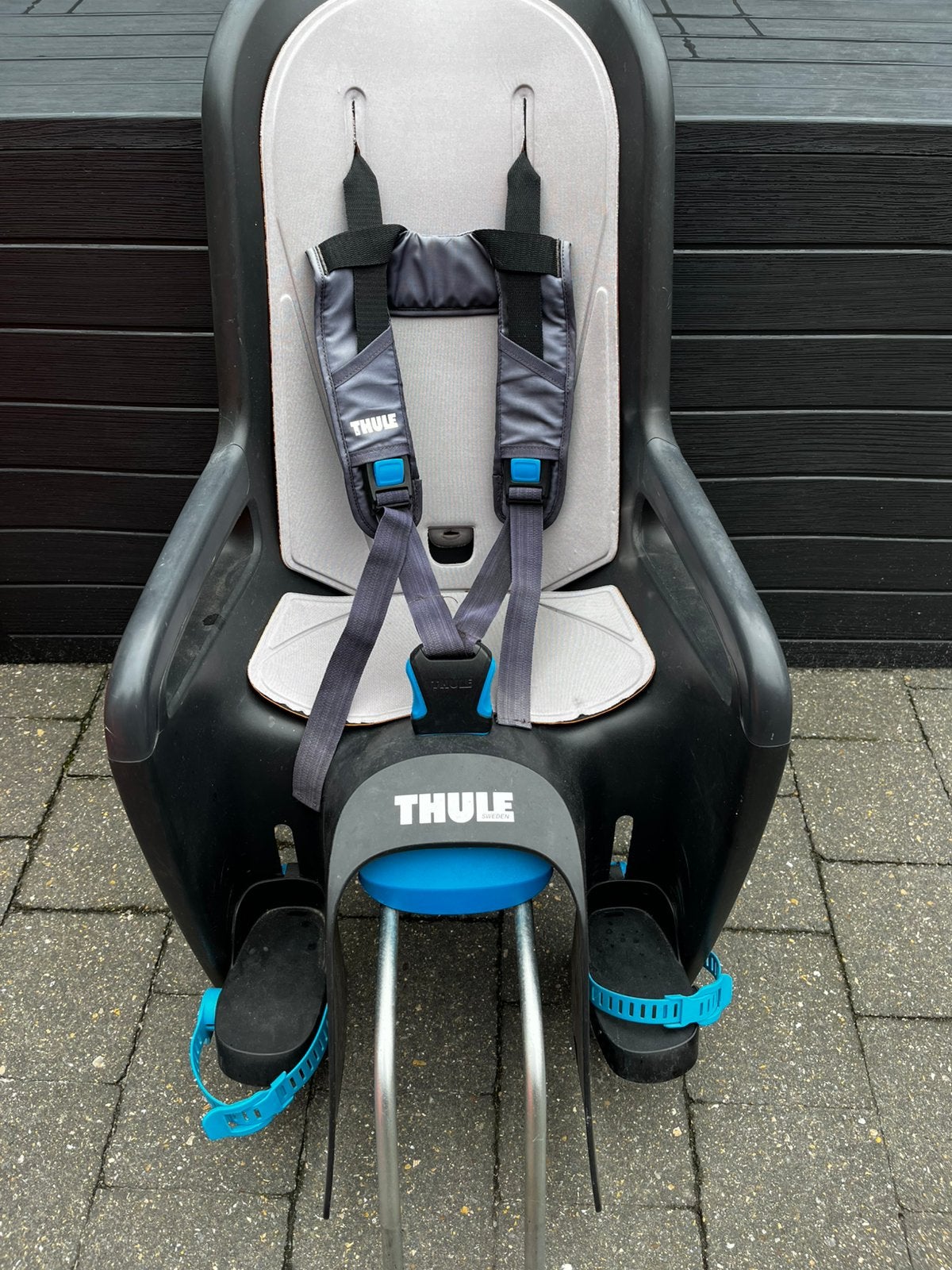 Fietsstoel thule, Fietsen en Brommers, Ophalen, Zo goed als nieuw, Achterzitje, Voetsteuntjes
