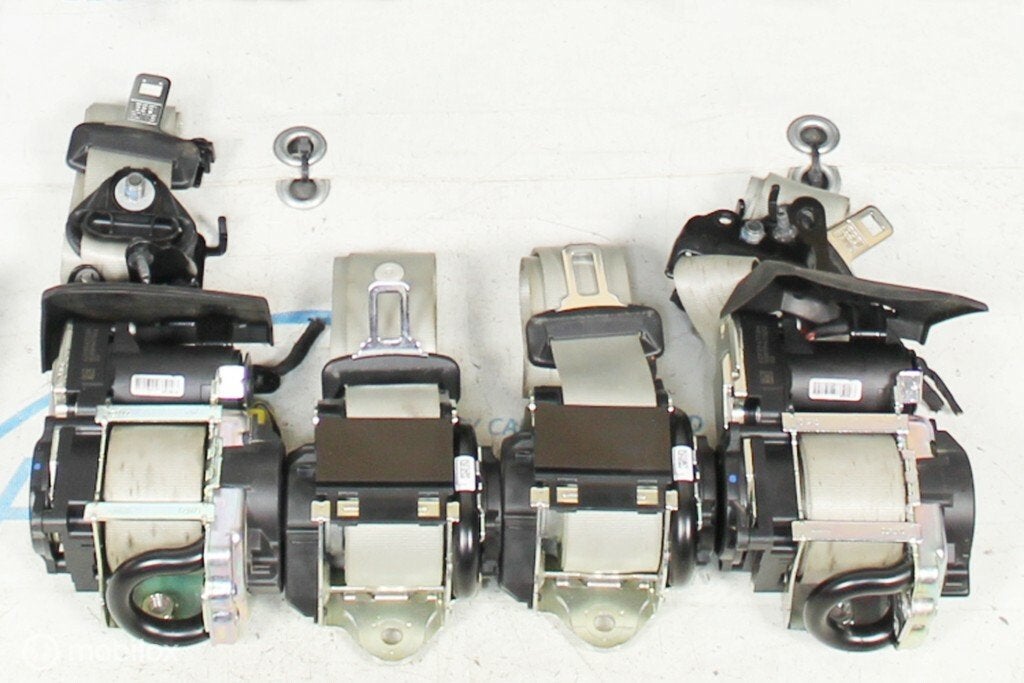 2 x Gordels voor + 2 x achter Volvo V90 (2016-heden), Gebruikt, Ophalen of Verzenden