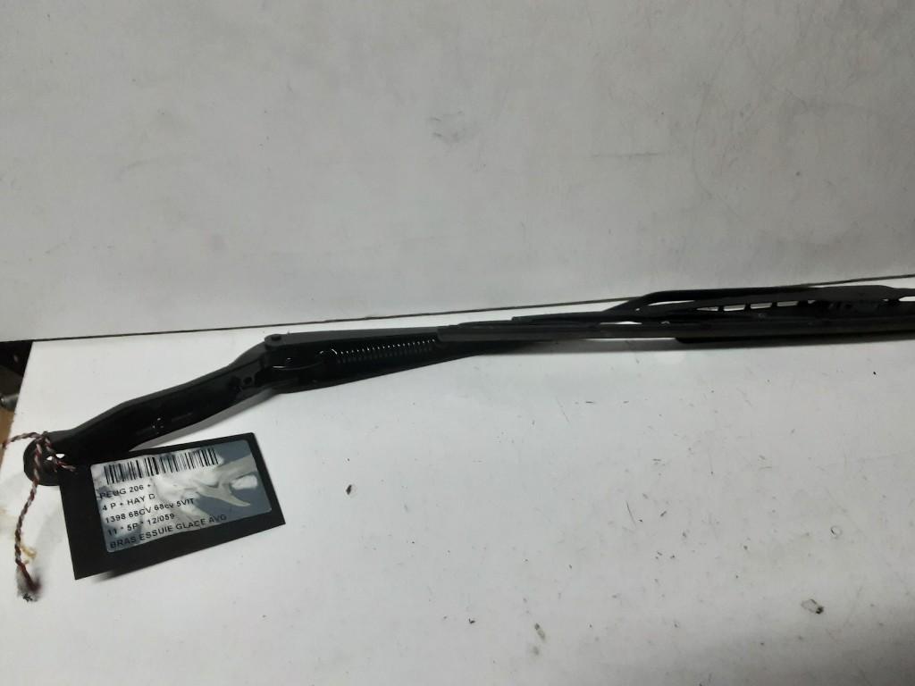 RUITENWISSERARM LINKS VOOR Peugeot 206+ (2L / M), Gebruikt, Mevr. I. Hauben, Rue de l'Espoir 34 34
4030  GRIVEGNÉE, BE, Info@Collignon.be