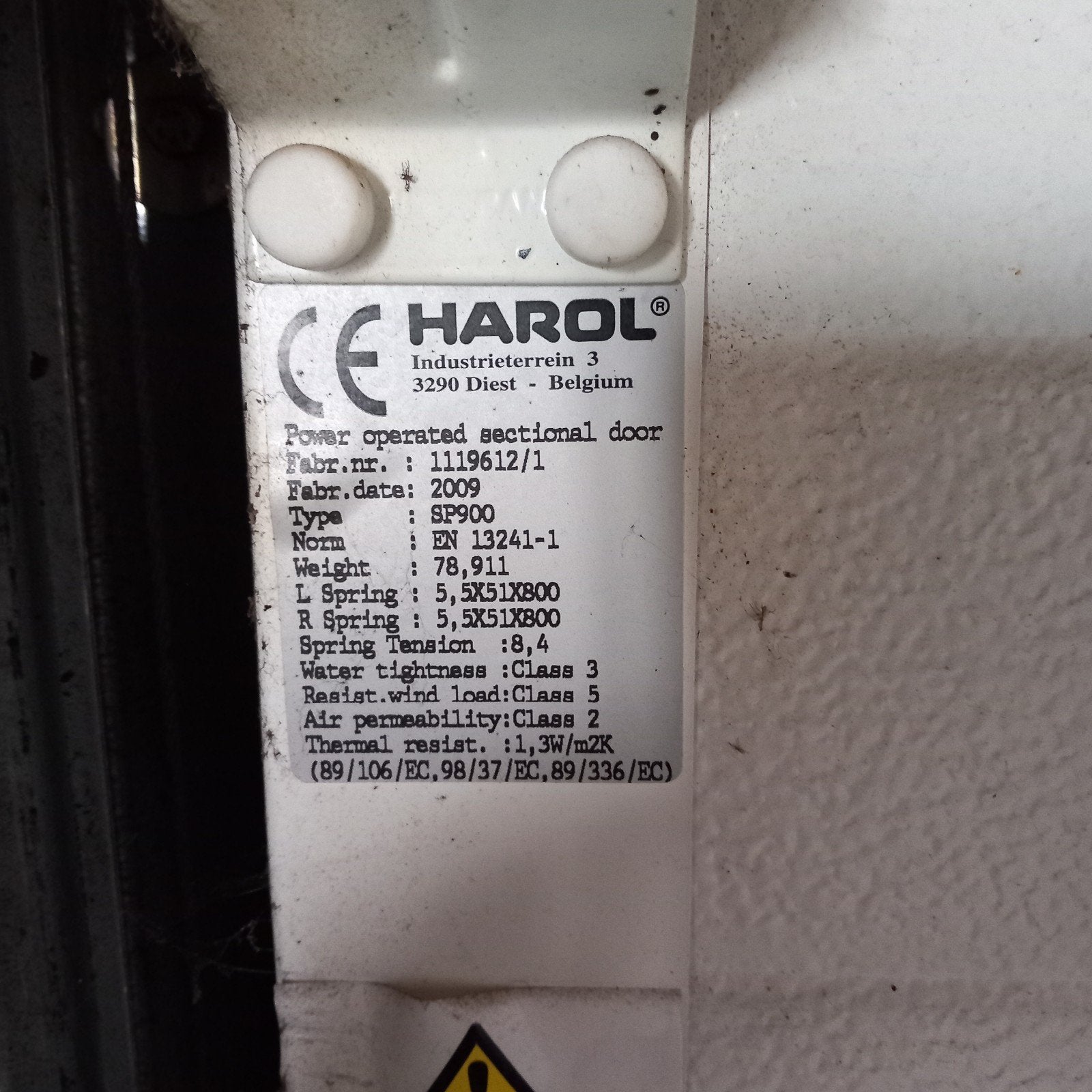 porte de garage sectionnelle avec moteur