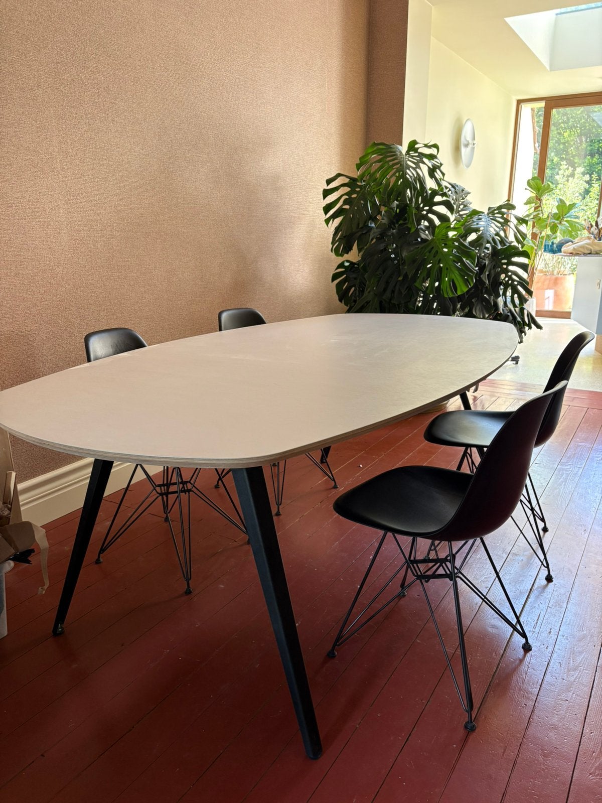 Table de salle à manger XOOON, Maison & Meubles, Enlèvement, Comme neuf