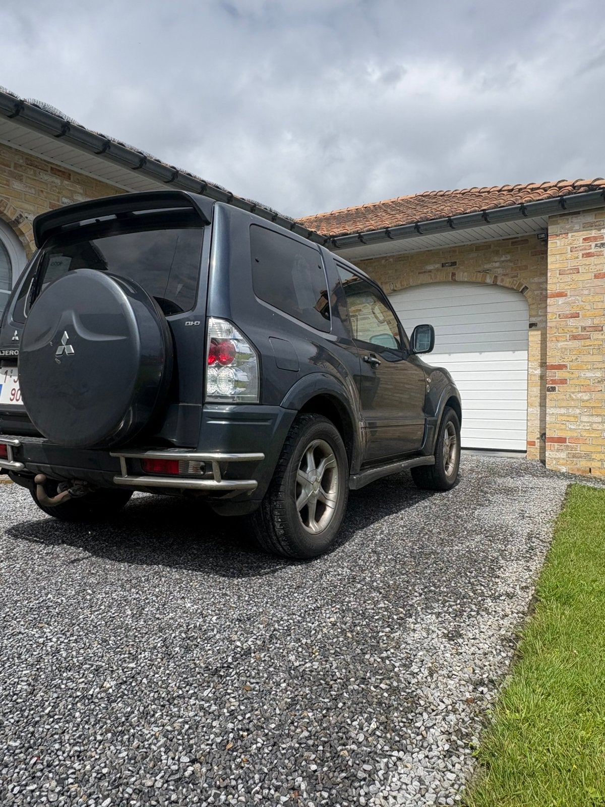 Mitsubishi Pajero luxe editie 3.2l, Auto's, Mitsubishi, Particulier, Pajero, Diesel, SUV of Terreinwagen, 3 deurs, Automaat, Blauw