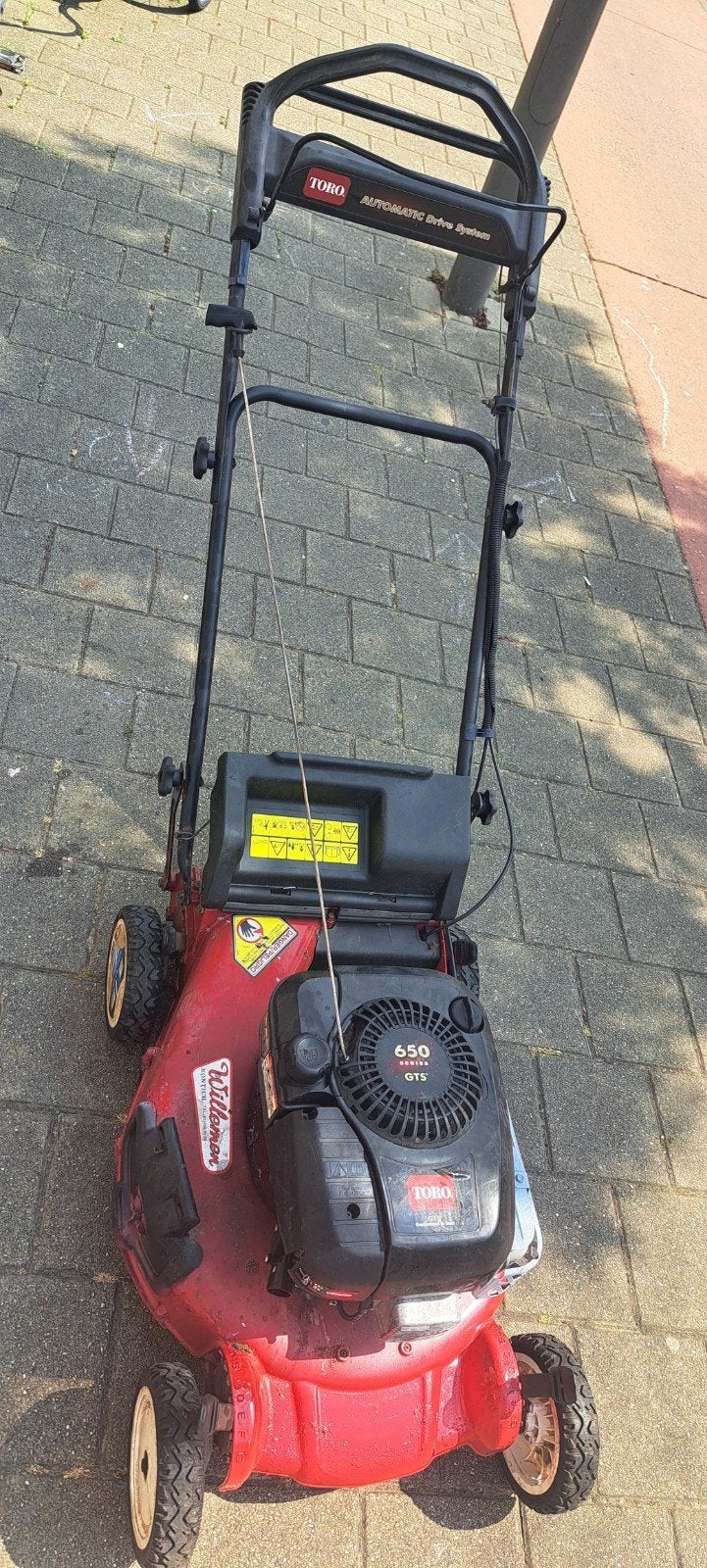 Grasmaaier  Merk toro automatic drive sistem, Enlèvement