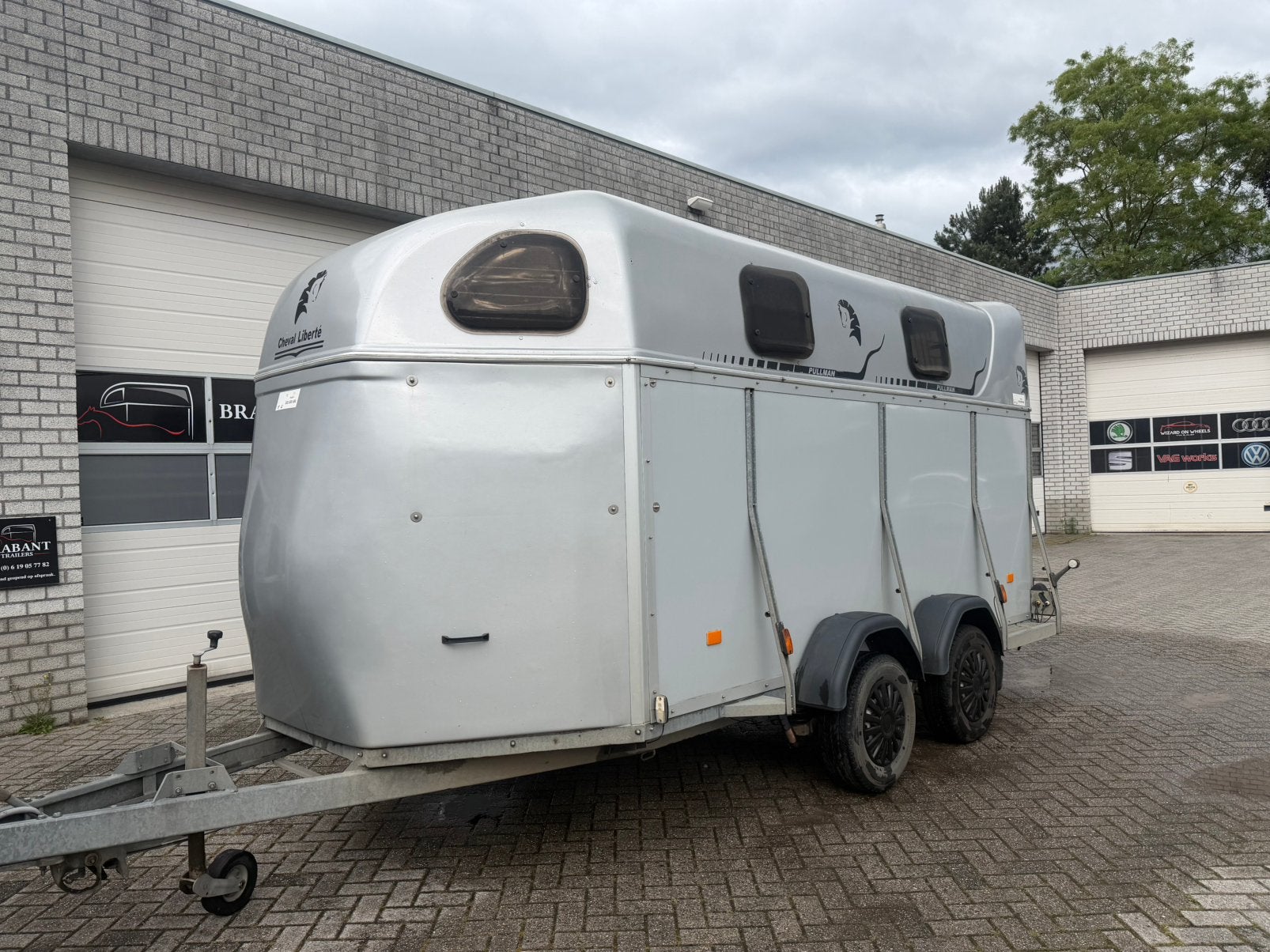Cheval Liberte 3 paards paardentrailer voor een TOPPRIJS!, Dieren en Toebehoren, Paarden en Pony's | Trailers en Aanhangwagens