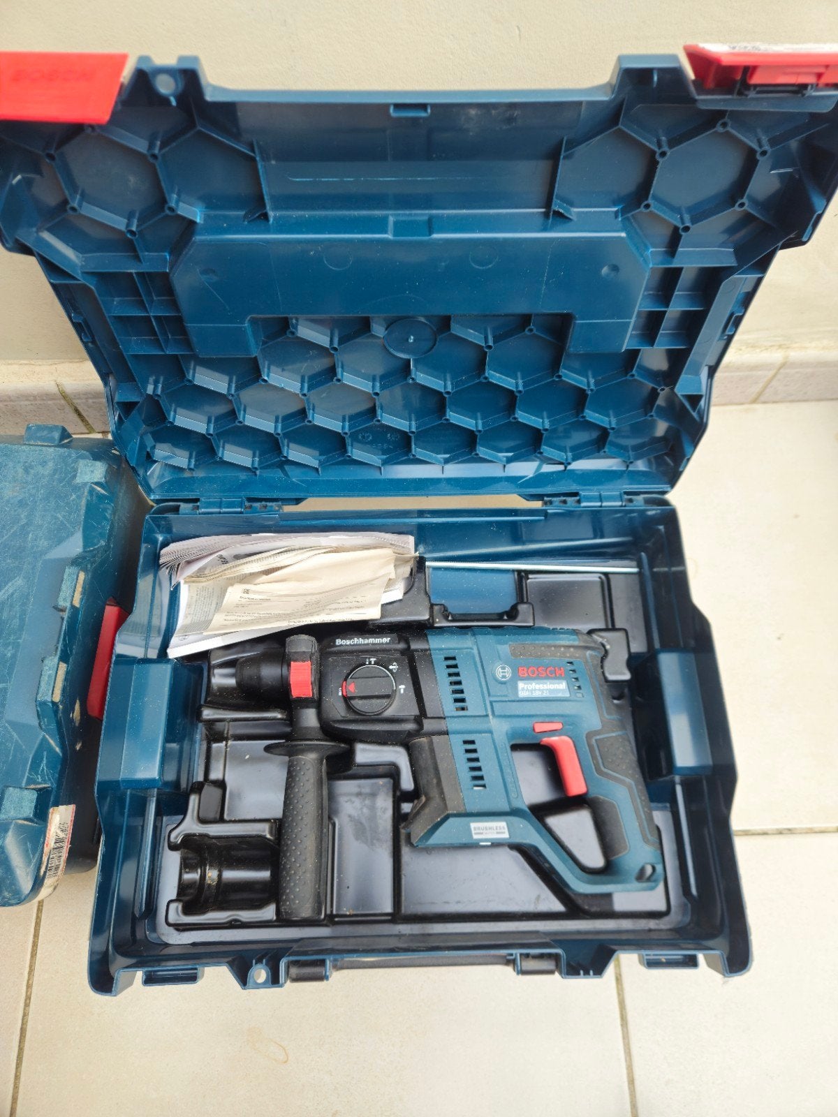Bosch Professional GAS 18V-10 L - Aspirateur de chantier san, Bricolage & Construction, Enlèvement
