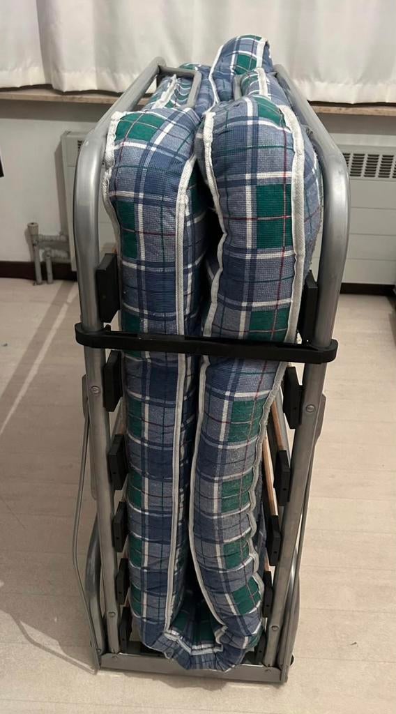 Plooibed te koop!, Huis en Inrichting, Slaapkamer | Bedden, Ophalen