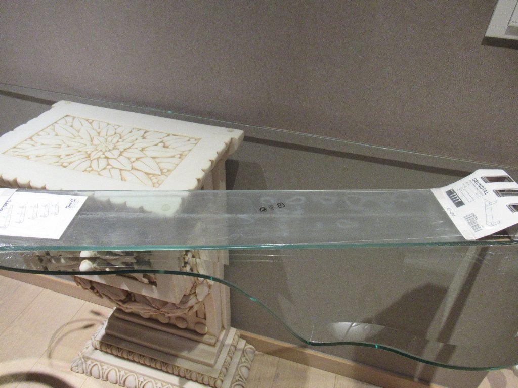 Glazen wandplank, Ikea Grundfal, nieuw in verpakking, Maison & Meubles, Maison & Meubles | Autre, Envoi, Neuf