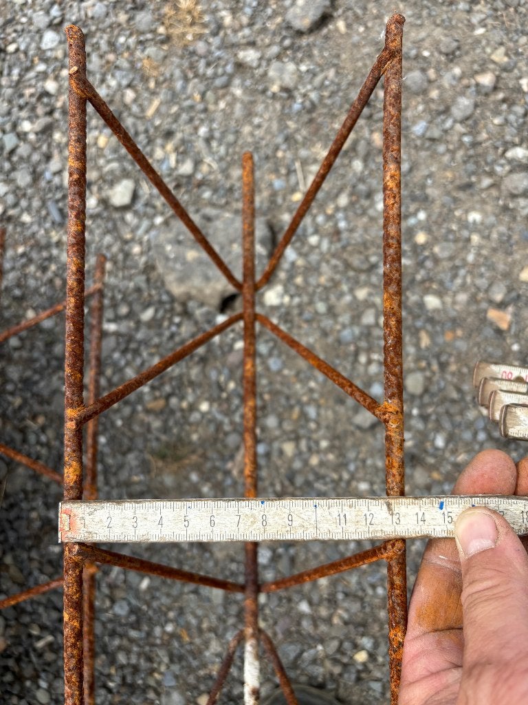 Ecarteur pour treillis à béton, Enlèvement, Comme neuf, Fer