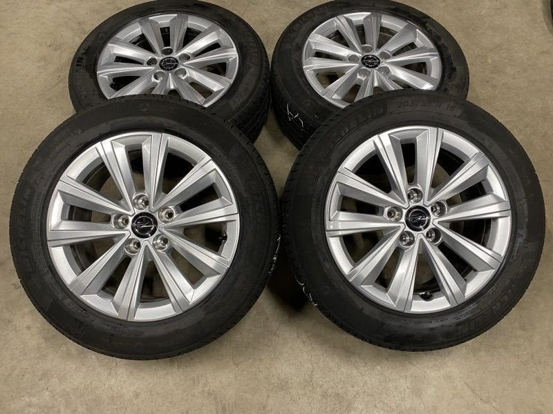 16 inch originele velgen + zomerbanden Opel Astra L  9843281, Gebruikt, -, Banden en Velgen, -