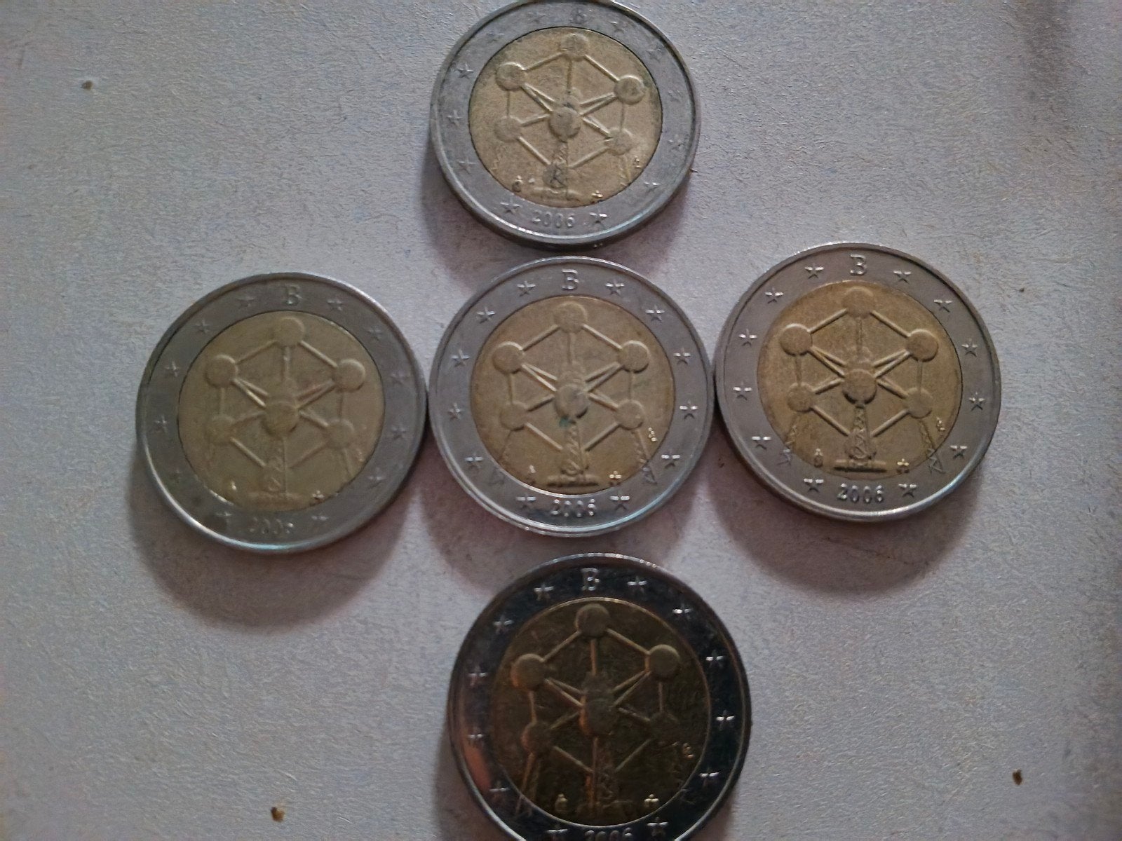 Pakket van 5 stuks 2 euromunten Atomium 2006, Postzegels en Munten, Ophalen, 2 euro