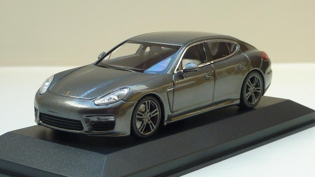 Maxichamps Porsche Panamera Turbo S (2013) 1:43, Ophalen of Verzenden, Nieuw, Auto, MiniChamps