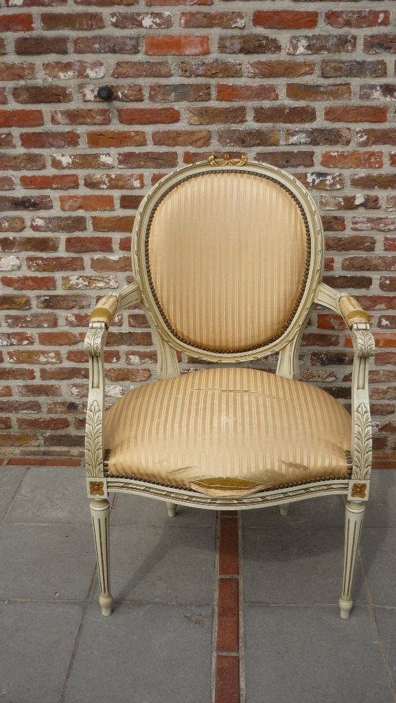 Fauteuil Louis Seize classique - pour projet de restauration, Enlèvement