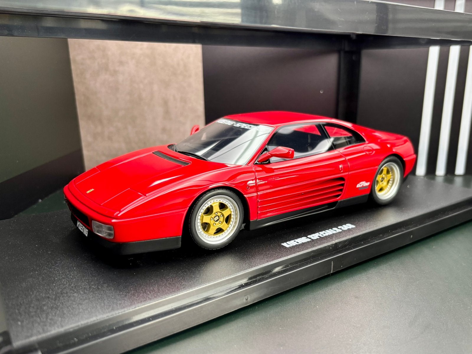 1:18 Koenig specials 348 GT, Ophalen of Verzenden, Zo goed als nieuw