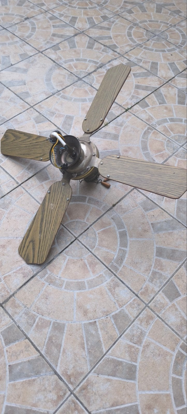 A vendre 2 ventilateur