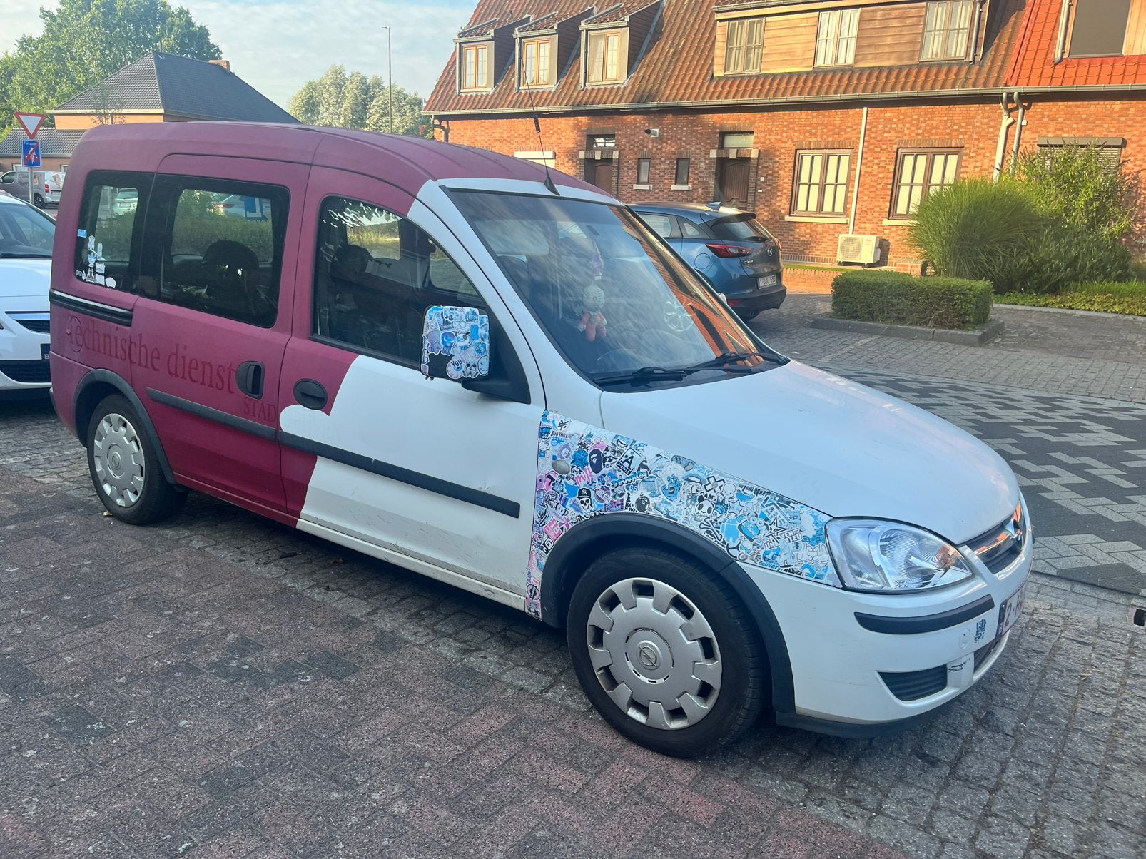 Opel combo 13cdti, Autos, Opel, Particulier, Combo Tour, Diesel, Euro 4, MPV ou Monospace, 5 portes, Boîte manuelle, Blanc, Gris