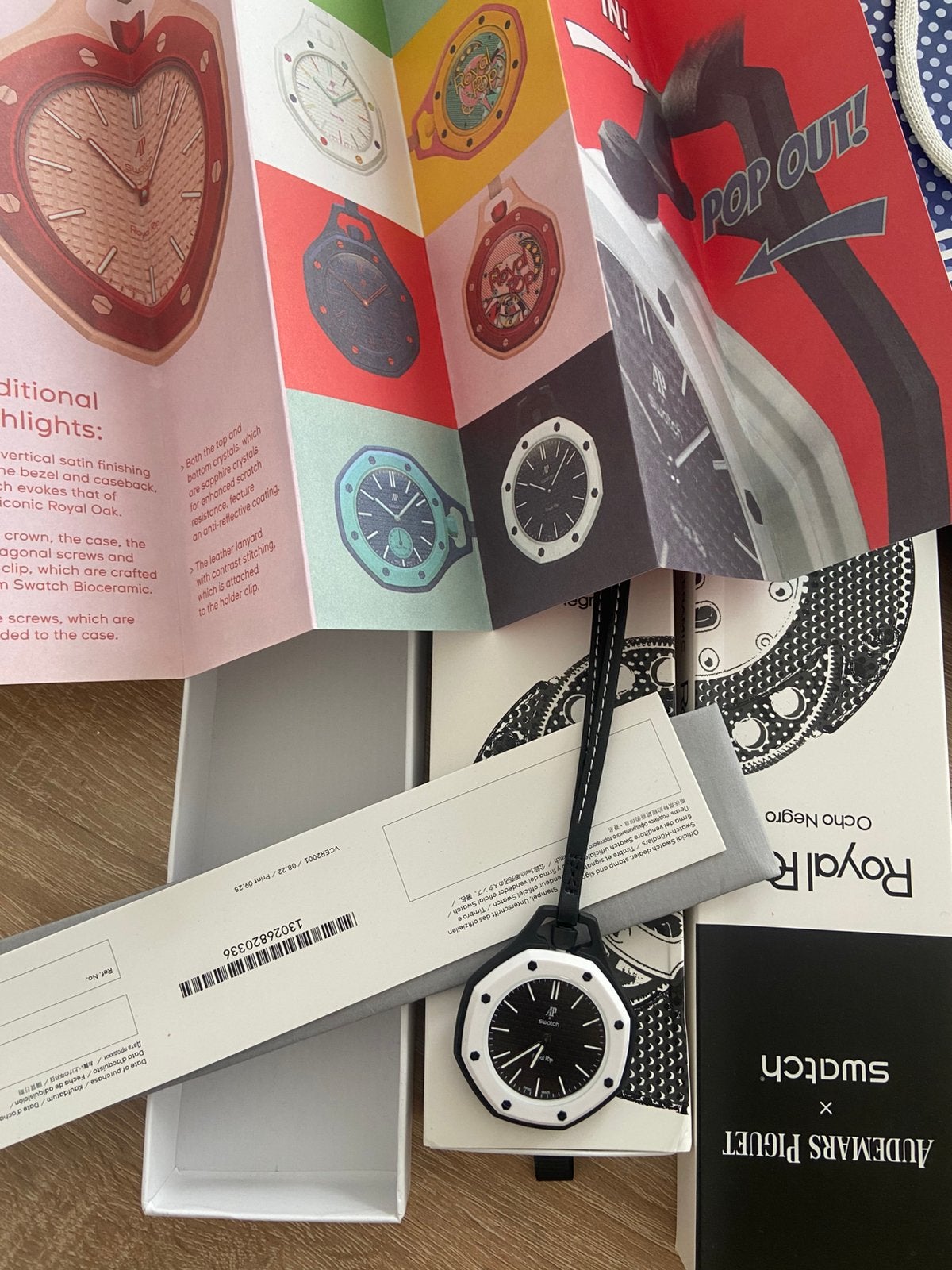 Ap x swatch, Handtassen en Accessoires, Horloges | Heren, Ophalen, Zo goed als nieuw, Swatch