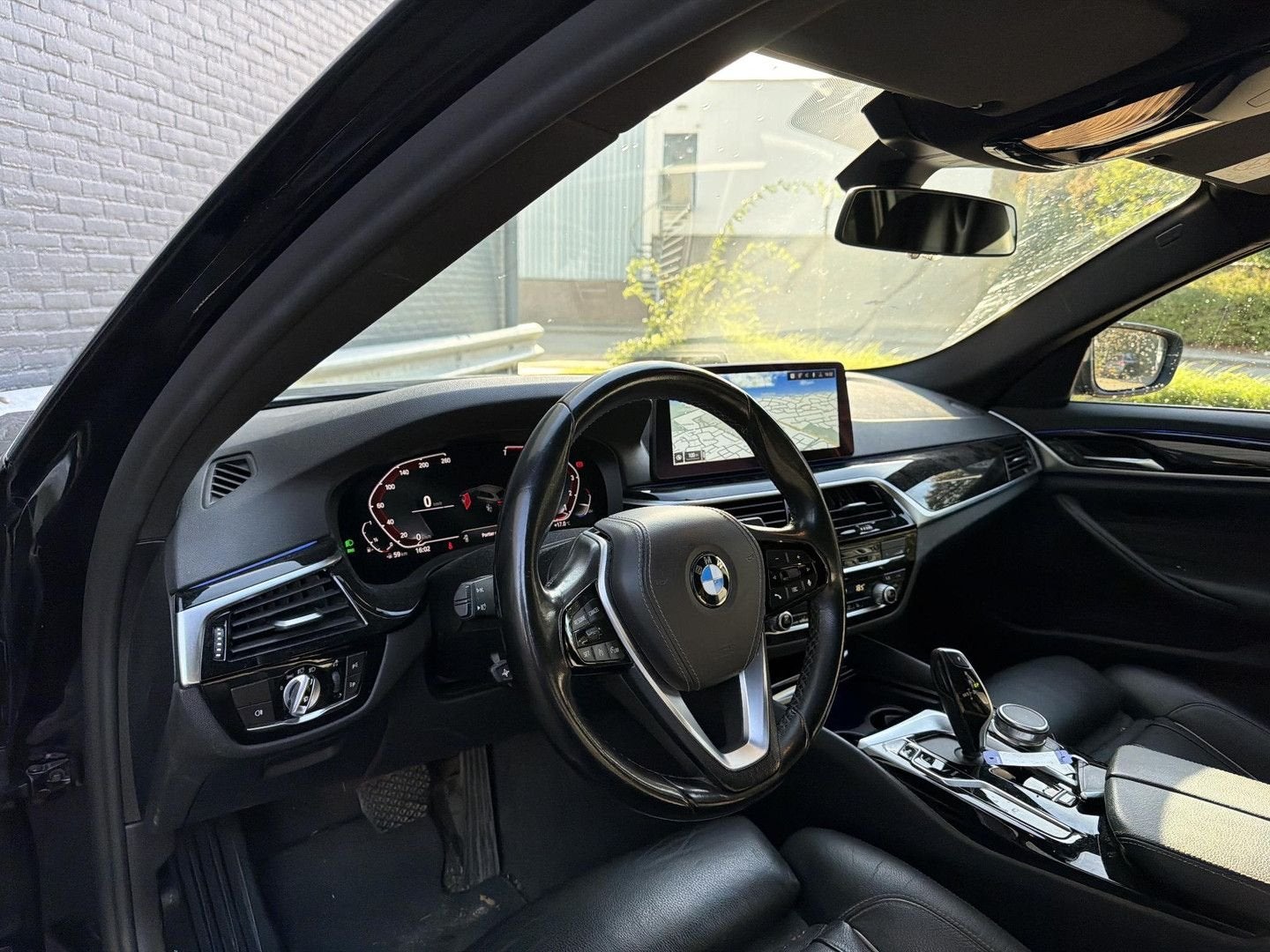 BMW 520 5-serie Touring 520i High Executive Edition | € 14.9, Autos, Ordinateur de bord, Entreprise, Noir, Break