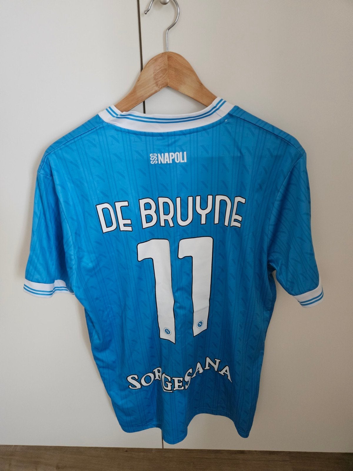 Voetbalshirt Napoli - Kevin de Bruyne, Ophalen