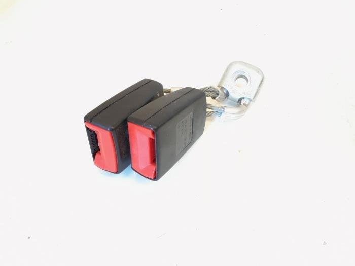 Insertion ceinture de sécurité arrière centre d'un Volksw, Autos : Pièces & Accessoires, Habitacle & Garnissage, Volkswagen, Utilisé