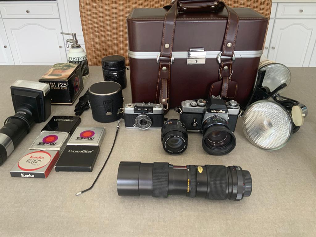 Minolta camera en toebehoren, Audio, Tv en Foto, Fotocamera's Analoog, Ophalen, Zo goed als nieuw, Minolta