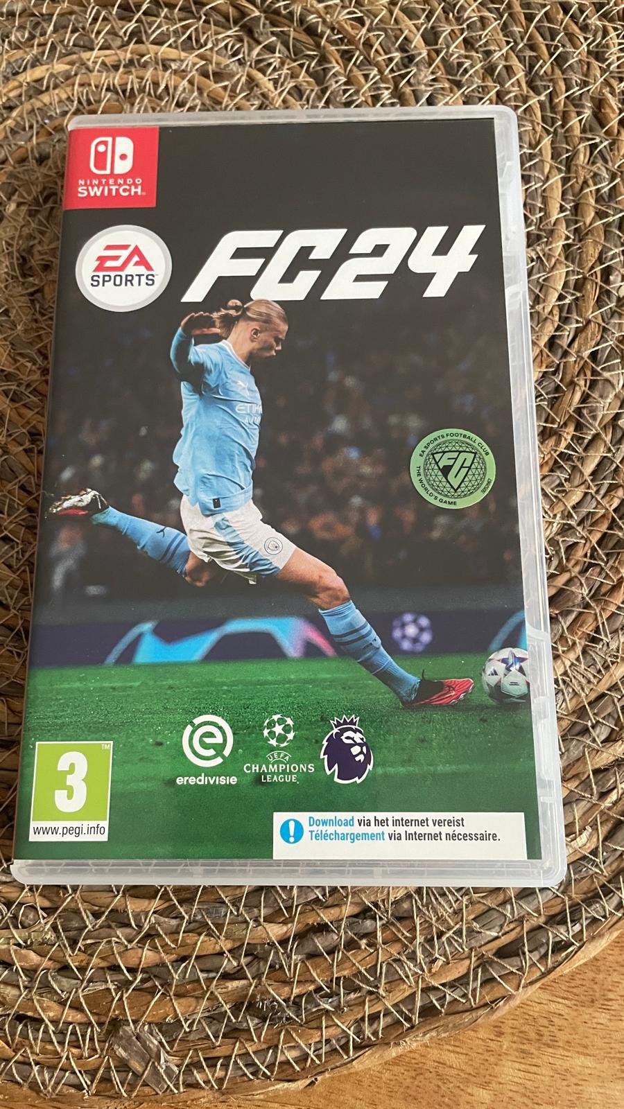 Nintendo Switch spel FC24, Ophalen, Zo goed als nieuw