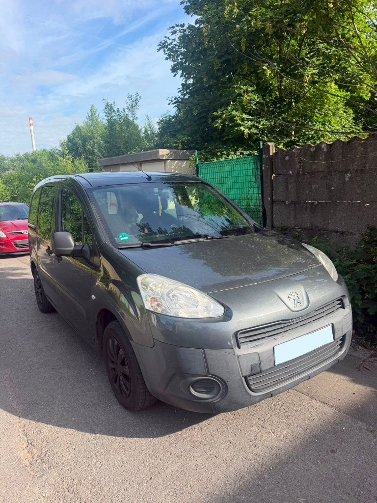 Superbe Peugeot Partner Tepee 1.6 HDI familiale modèle 2014, Autos, 4 portes, 113 g/km, Particulier, Tissu