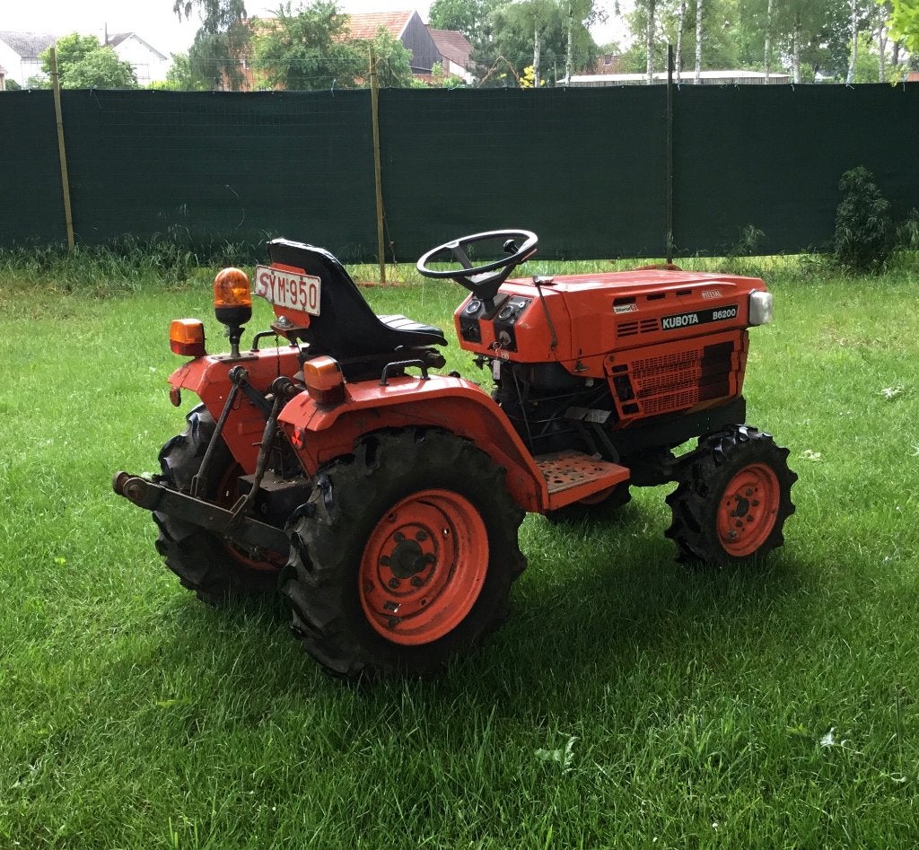 Kubota traktor, Articles professionnels, Agriculture | Tracteurs, Enlèvement