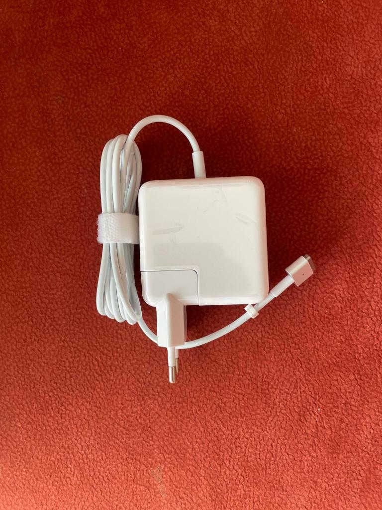 MacBook Air 45w MagSafe 2-oplader - Nieuw, Computers en Software, Laptop-opladers, Ophalen of Verzenden, Nieuw, Radiik