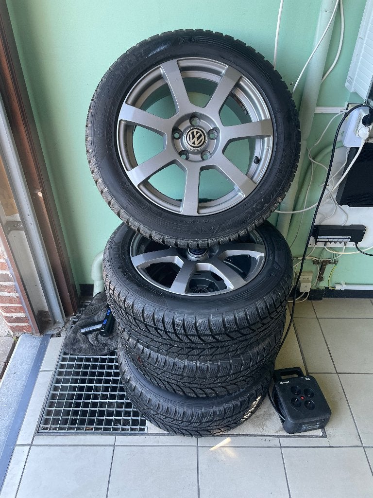 Golf 6 5x112 velgen set winter 7-8 mm hankook, Neuf, Pneus et Jantes, Pneus hiver, 16 pouces