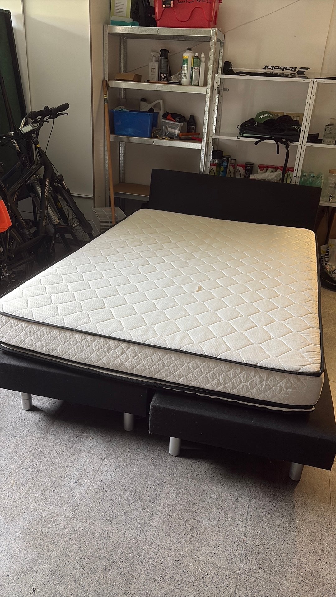 Boxspring - 140x200cm (Gebruikt), Huis en Inrichting, Slaapkamer | Boxsprings, Ophalen, Gebruikt, Zwart, 140 cm