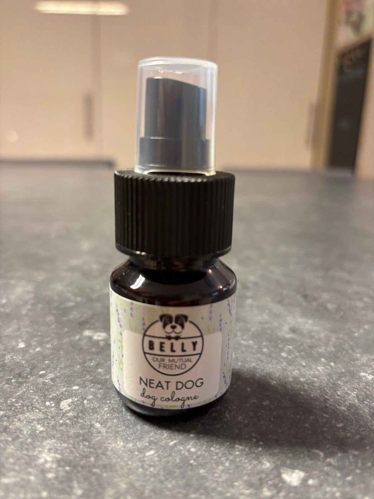 Neat dog cologne, Dieren en Toebehoren, Overige merken, Ophalen of Verzenden, Nieuw, Overige typen