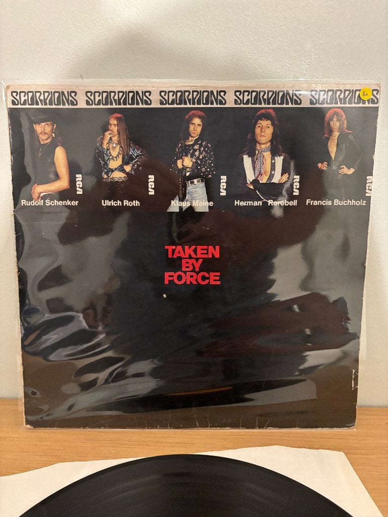 LP - Scorpions - Taken by force, Cd's en Dvd's, Vinyl | Hardrock en Metal, Ophalen of Verzenden, 1970 - 1979, Gebruikt, 12 inch