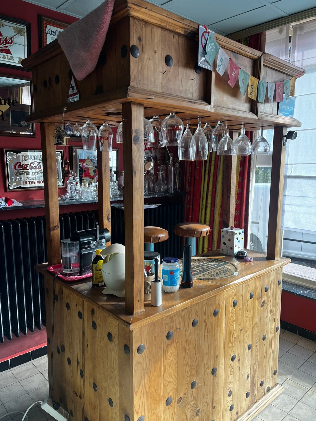 Houten barmeubel, Huis en Inrichting, Ophalen, Zo goed als nieuw