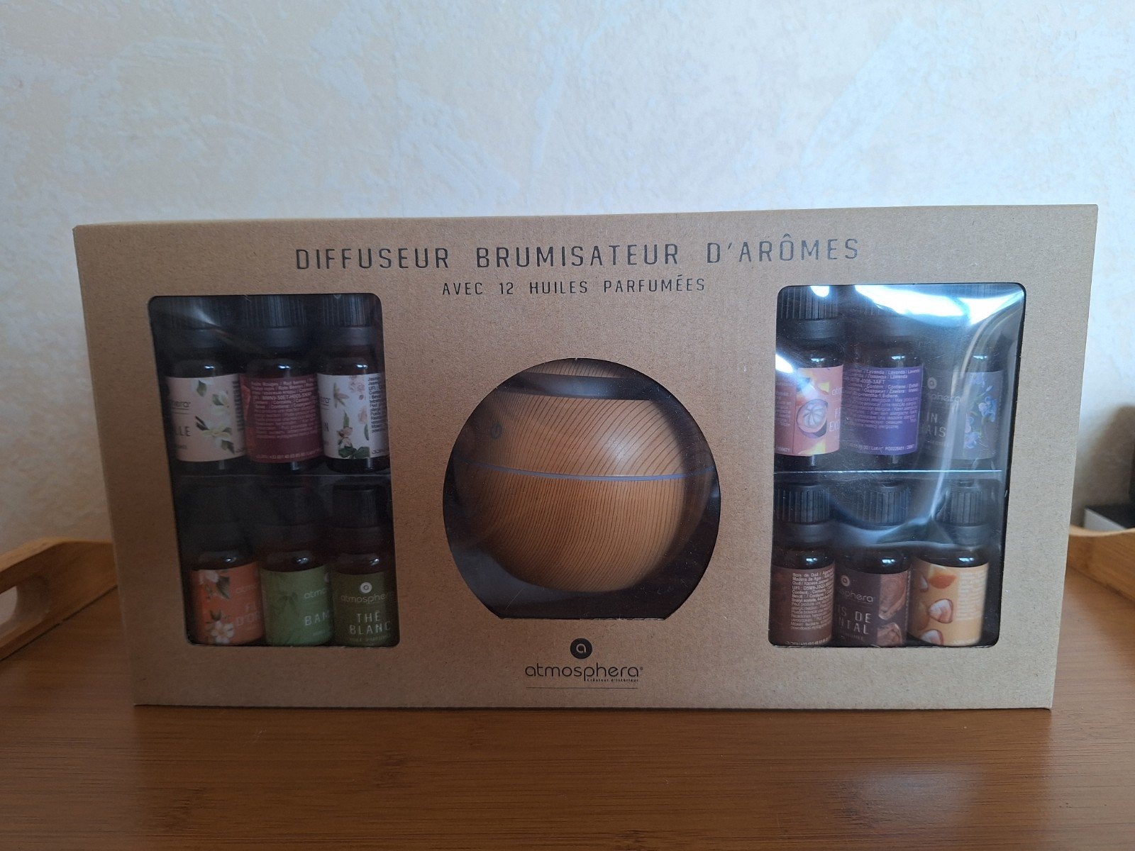 Coffret cadeau diffuseur d'arômes — Look bois + 12 huiles pa, Enlèvement, Neuf, Brun