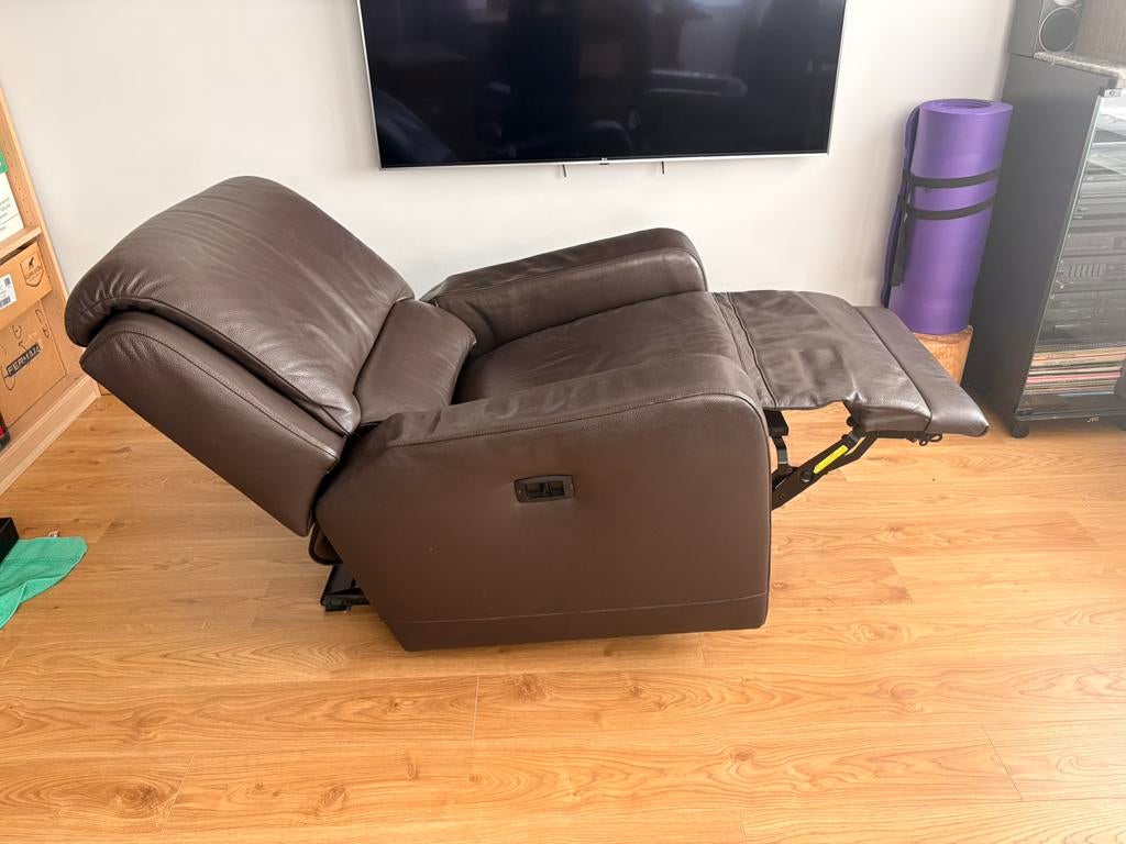 2 fauteuils relax électriques cuir brun – très confortables, Maison & Meubles, Enlèvement, Utilisé, Cuir
