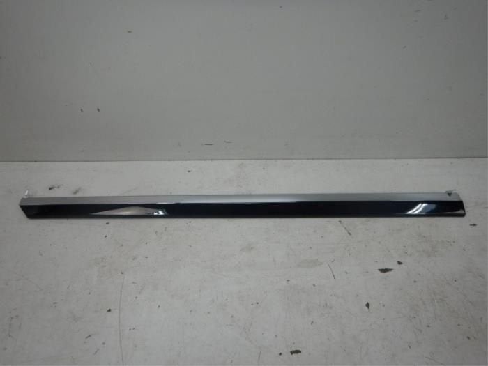 VW Passat B8 Chrome Deurlijst, Enlèvement ou Envoi, Utilisé