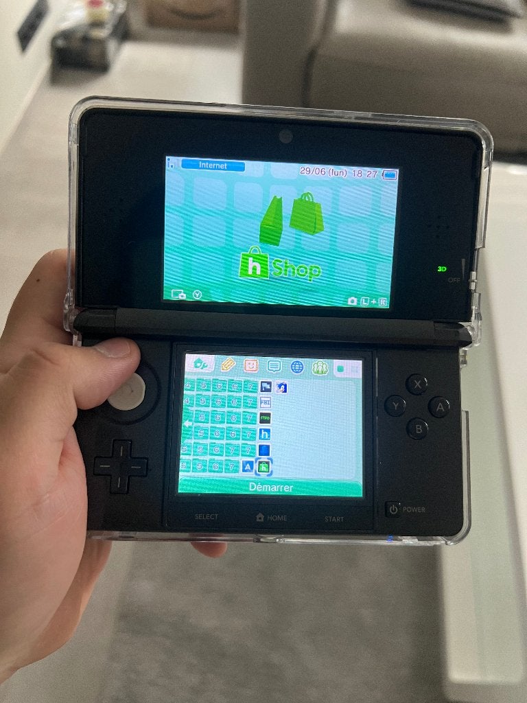 NINTENDO 3DS MODDÉE – 17 JEUX PHYSIQUES – 149€, Games en Spelcomputers, Spelcomputers | Nintendo 2DS en 3DS, Ophalen of Verzenden
